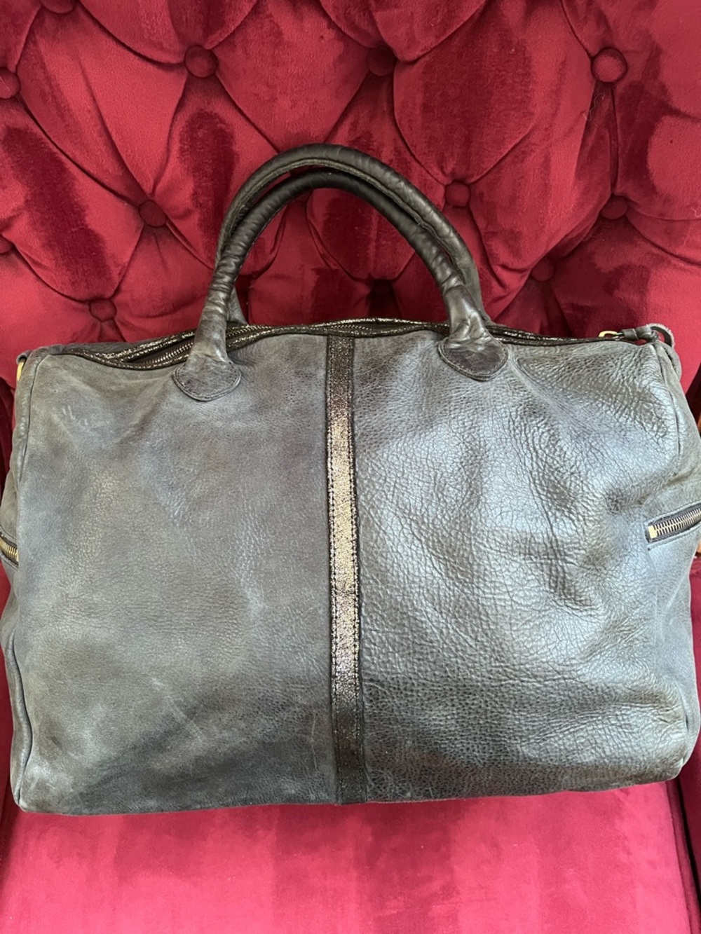 Aridza Bross leather handbag in a blue/grey with sparkle detailing